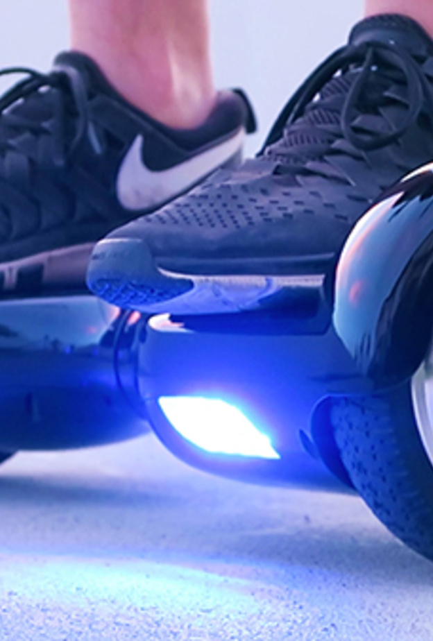 حظر عجلات التوازن الذكية على طيران الإمارات