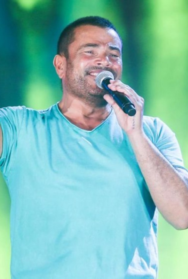 يقدّم الفنان المصري الكبير عمرو دياب حفلاً غنائياً في 24 يناير على مسرح مدينة دبي للإعلام