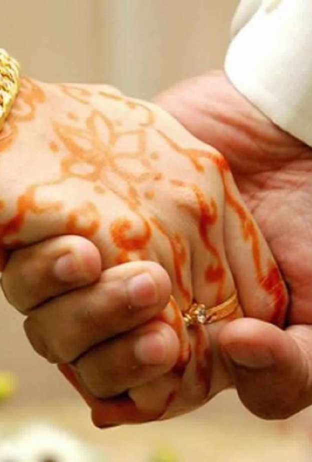 سعودي يتزوج بأربعة من منسوبات التعليم