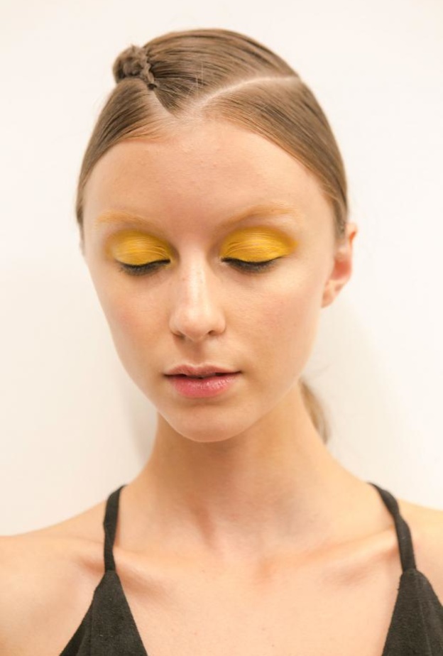 سنبلة رفيعة وجانبية