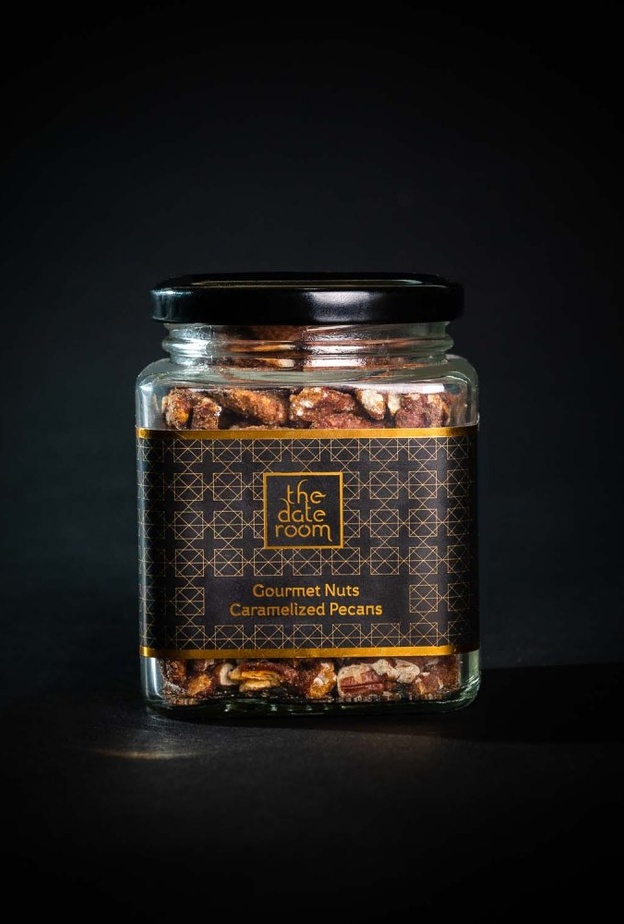 رحبوا بالشهر الفضيل مع تمور إماراتية أصيلة من The Date Room