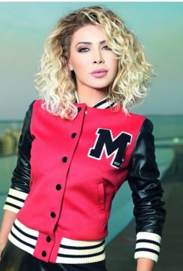 تختار الجاكيتات بلمسات حيويّة ملفتة