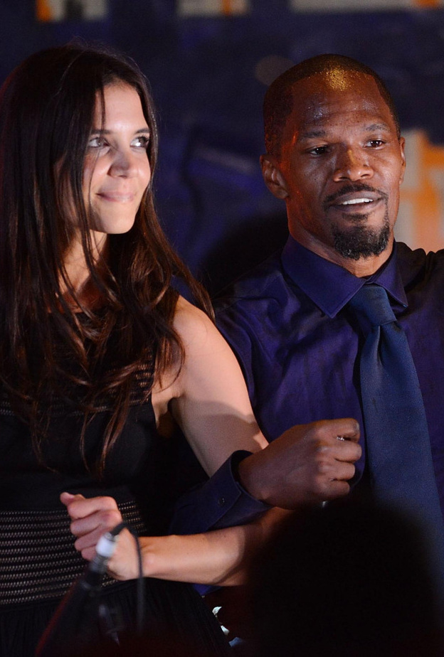 كيتي هولمز لن تتزوج من جيمي فوكس !