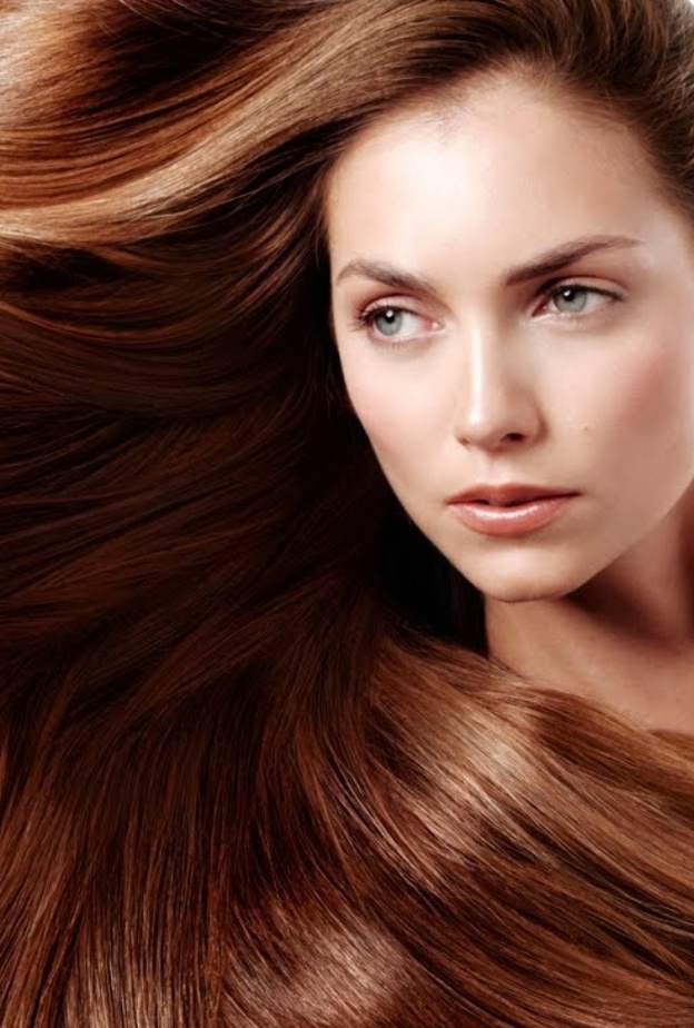 اللون البني