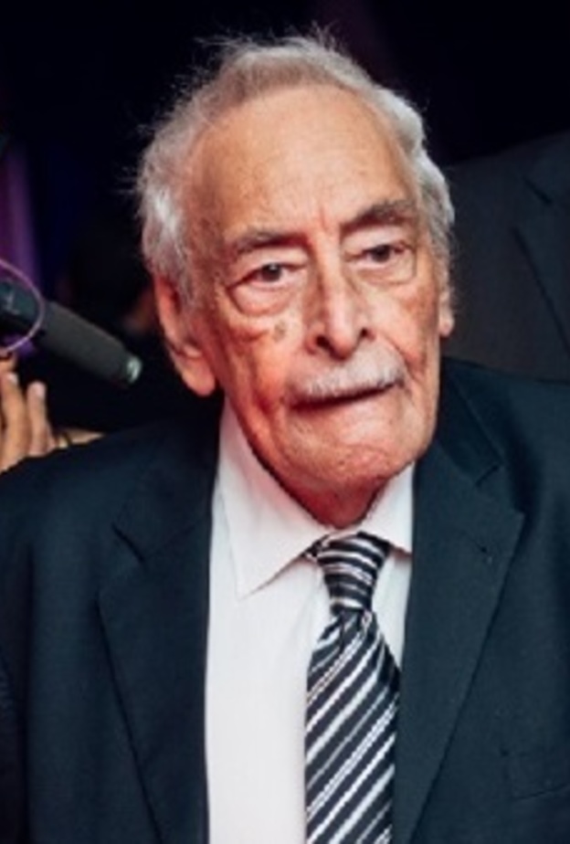 الفنان الكبير جميل راتب يعود للكيف