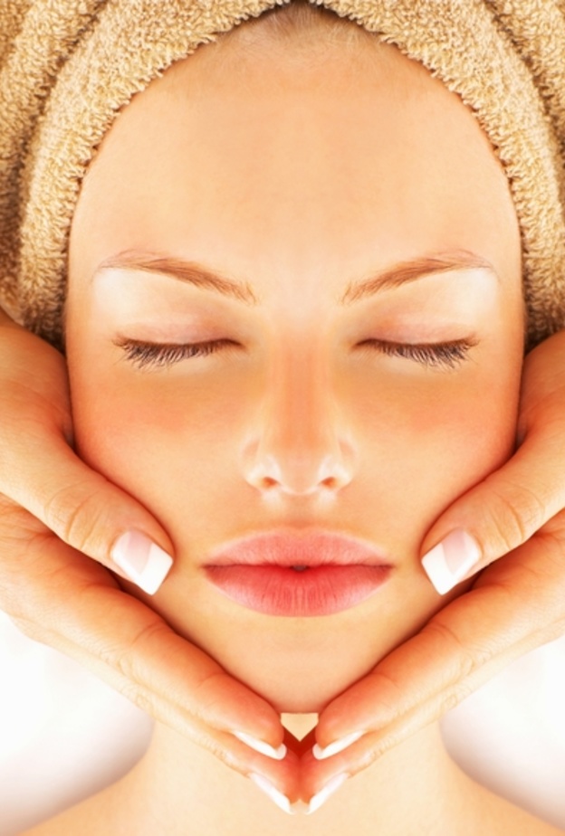 تقشير البشرة خطوة ضرورية قبل موعد الزفاف