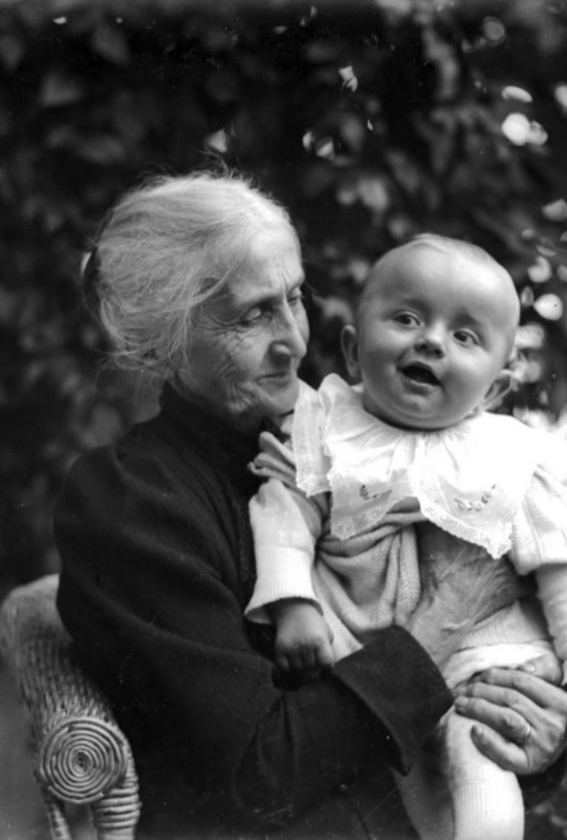 نصائح الجدات مصدر ثقة للكثيرات