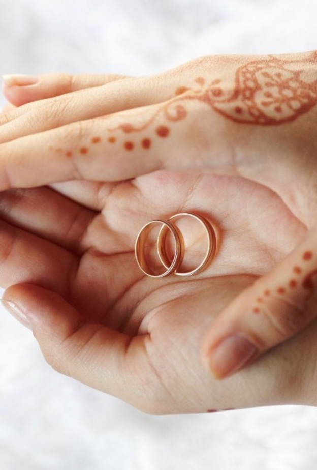 غلاء المهور سبب في عزوف الشباب عن الزواج