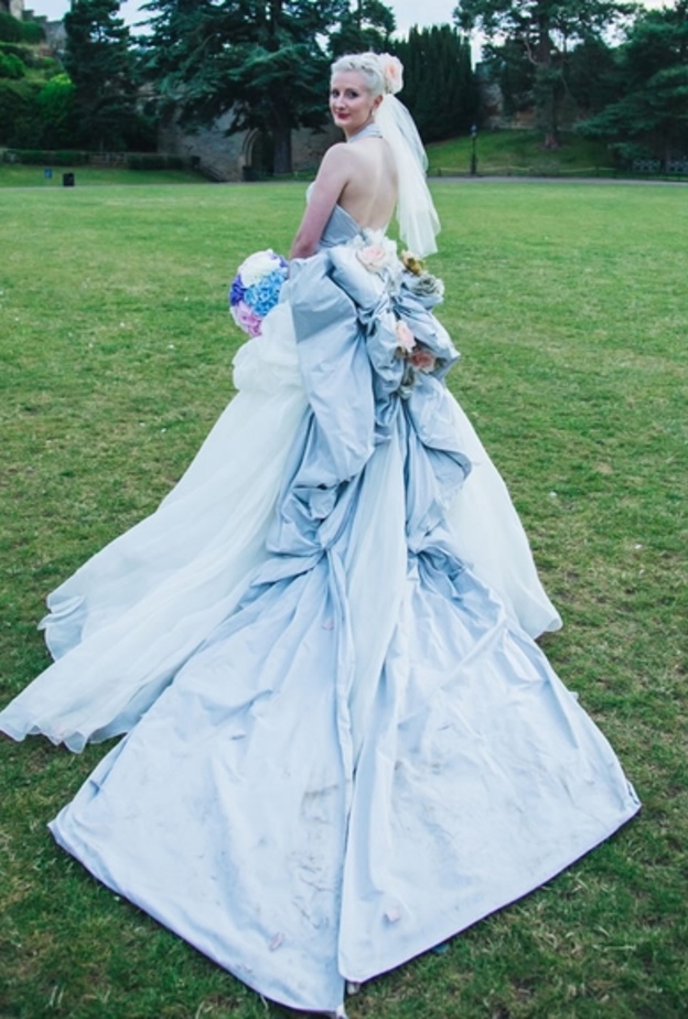 فستان حفل الزفاف