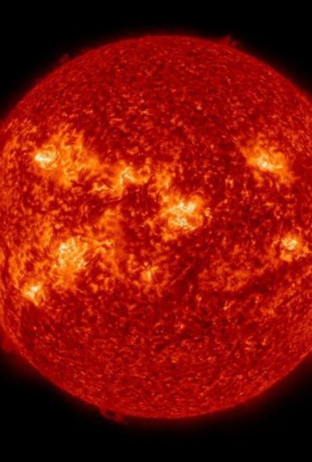 الشمس كما اظهرتها وكالة ناسا 