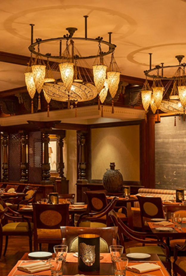  إفطار رمضاني بنكهة هندية تقليدية في مطعم أشيانا دبي