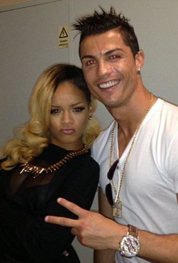 رونالدو وريهانا