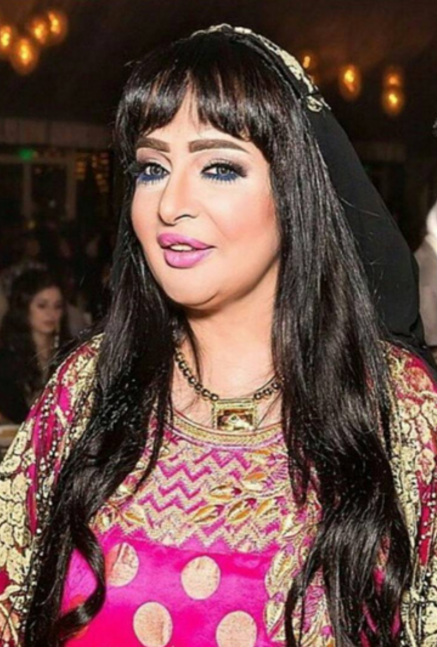  الفنانة الاماراتية بدرية احمد