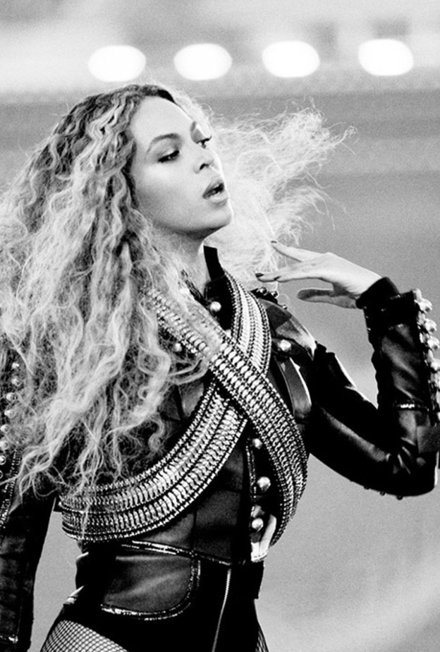 بيونسيه متهمة بإهانة  رجال الشرطة!!