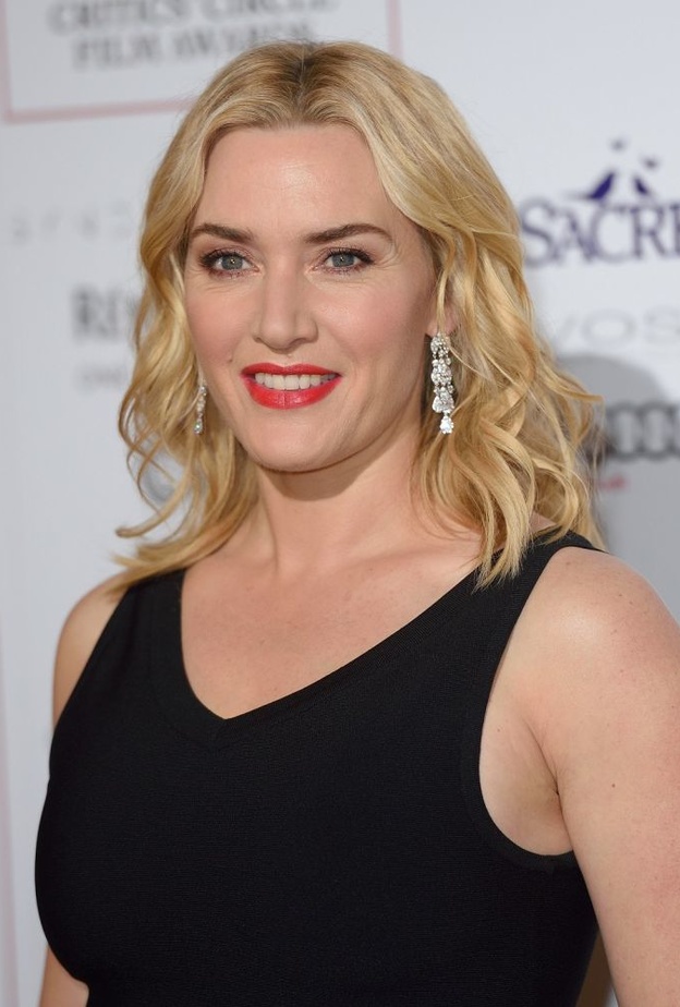 صور: اروع  مجوهرات كيت وينسلت على السجادة الحمراء 