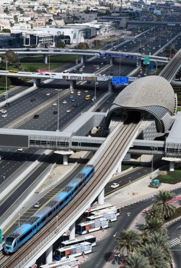 عودة خدمة التنقّل بالمترو بين محطتي مركز دبي للسلع المتعددة وابن بطوطة