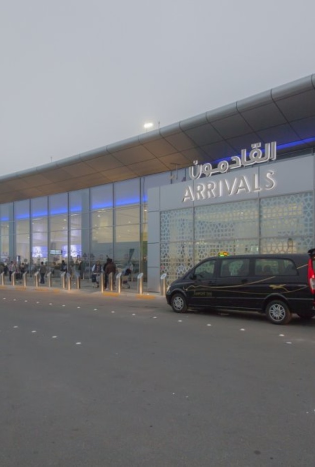 الإمارات ترحب بعودة المقيمين المتواجدين خارج الدولة