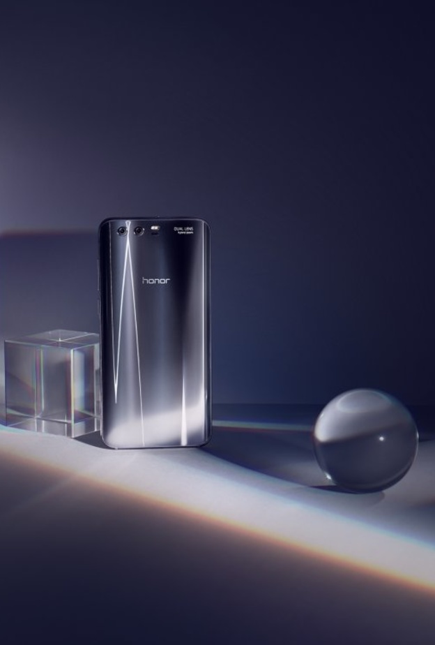 9 أسباب تجعل من الهاتف الذكي هونر 9 الرفيق المثالي ..