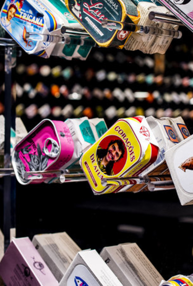 tincan .. مطعم في لندن للمعلبات فقط!