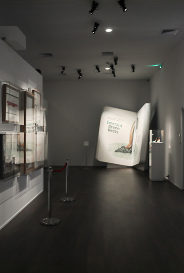 معرض "رسائل إلى آندي وارهول" في حي دبي للتصميم