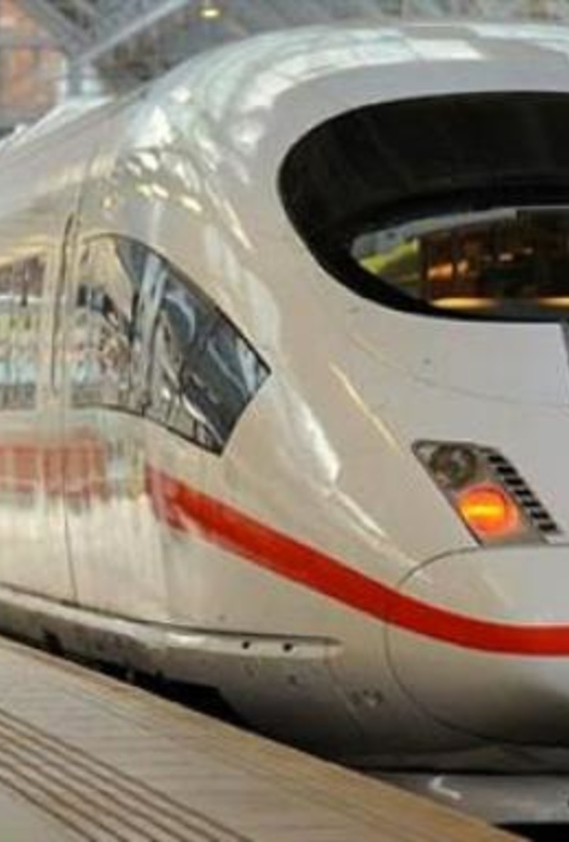 مصرع شاب عربي هرب من الترحيل فخطفه الموت في الحال