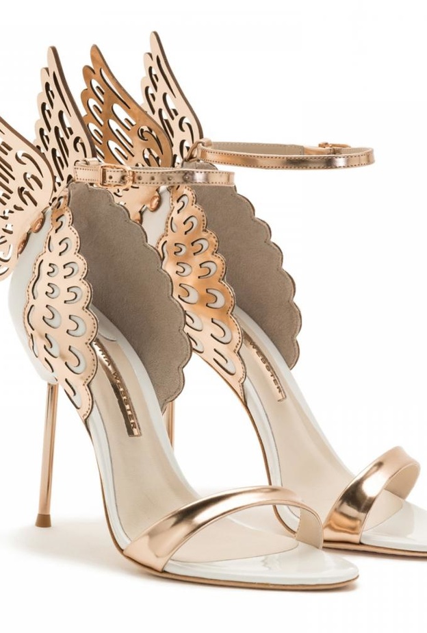 للعروس العصرية.. أحذية استثنائية من صوفيا ويبستر