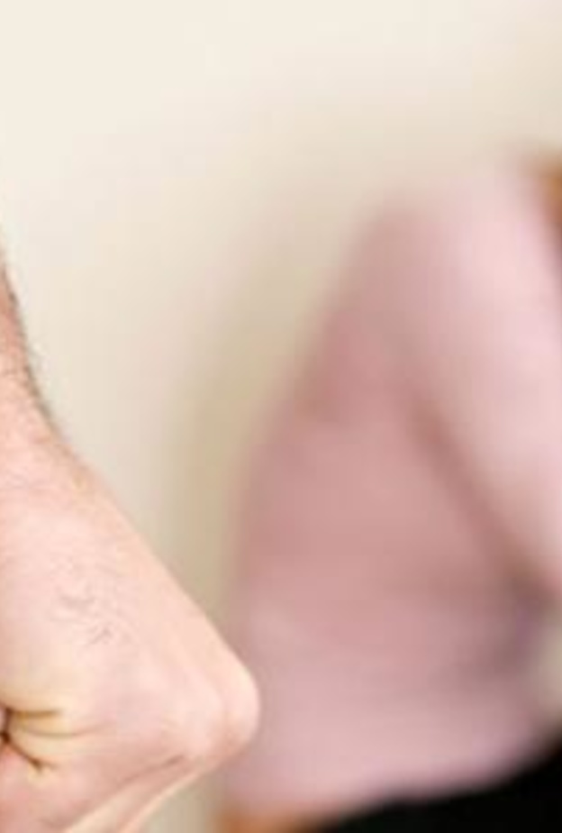 العنف ضد النساء