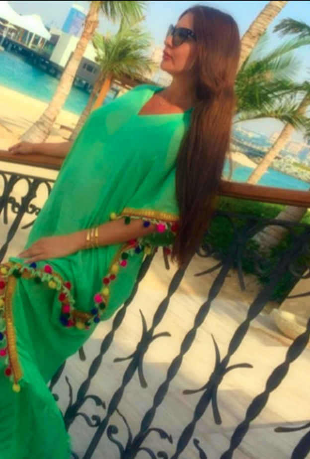 قفطان صيفي ملون من تصميم لاميتا