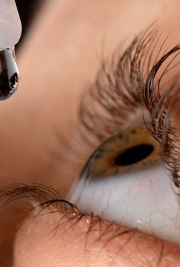 قطرة العين وضررها