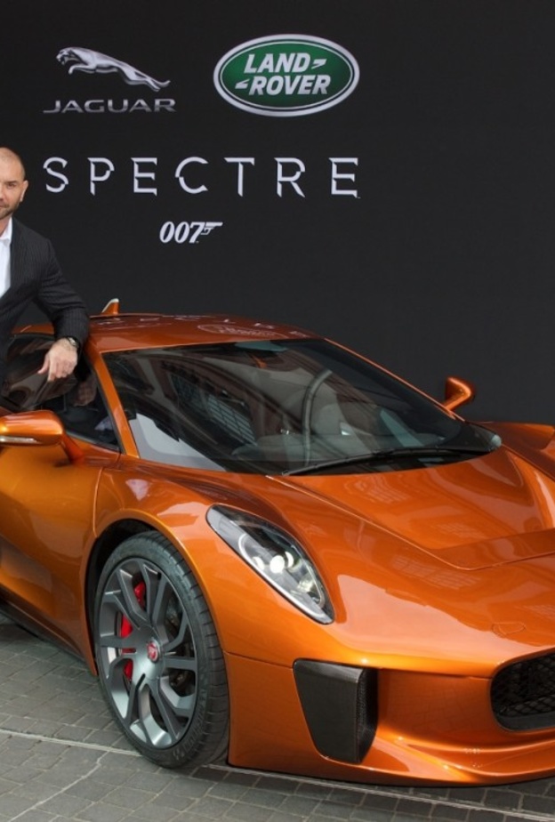 بالصور: تعرفوا على السيارة الجاغوار التي حاربت جيمس بوند 