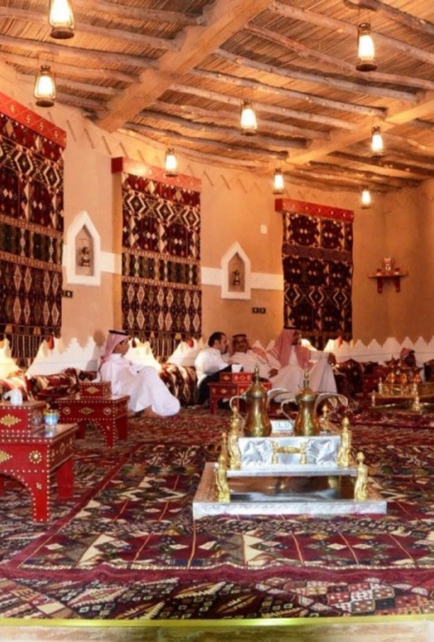 ديوانية الرعيل الأول 