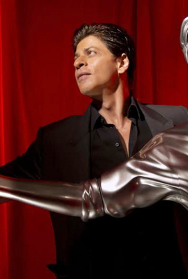 شاه روخ خان .. غير معجب بنفسه ! والسبب ؟