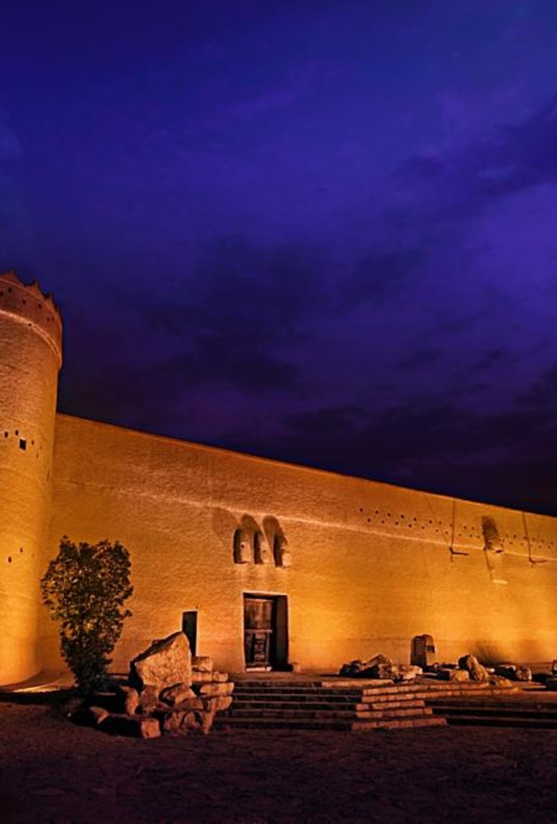 شاهدوا قصر المصمك في الرياض خلال الجولة الافتراضية