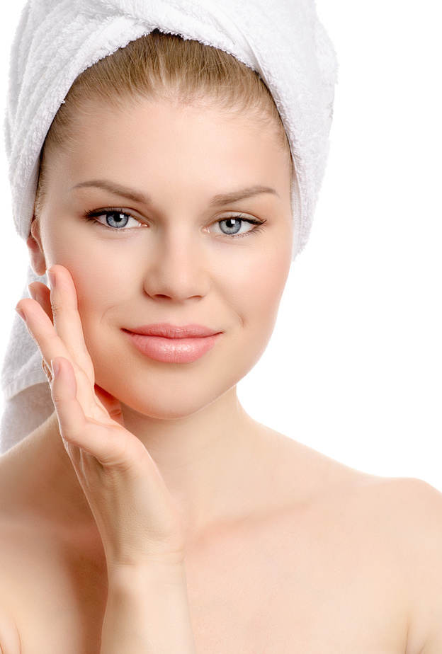 4 عادات جمالية تجنّبيها بعد الاستحمام