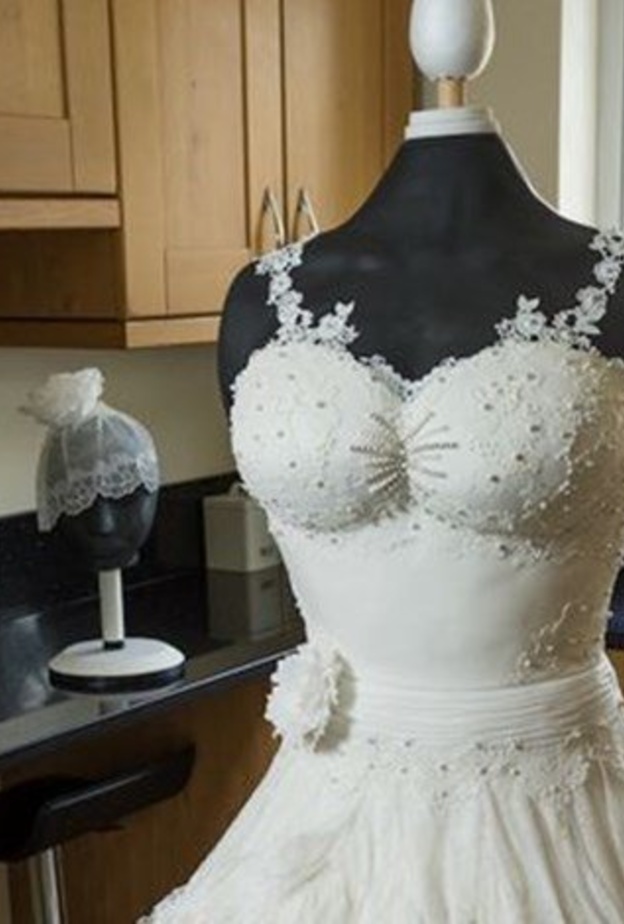 تصميم مميز للفستان الكعكة