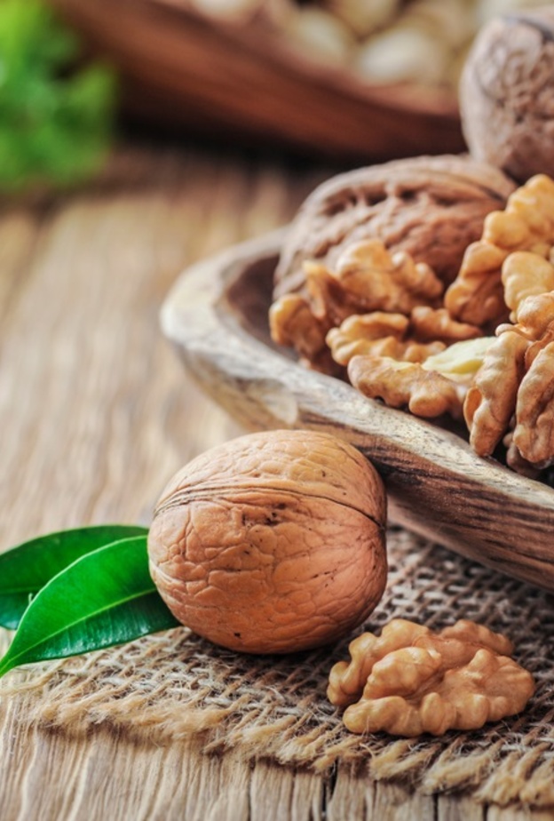 فوائد الجوز لمرضى القلب