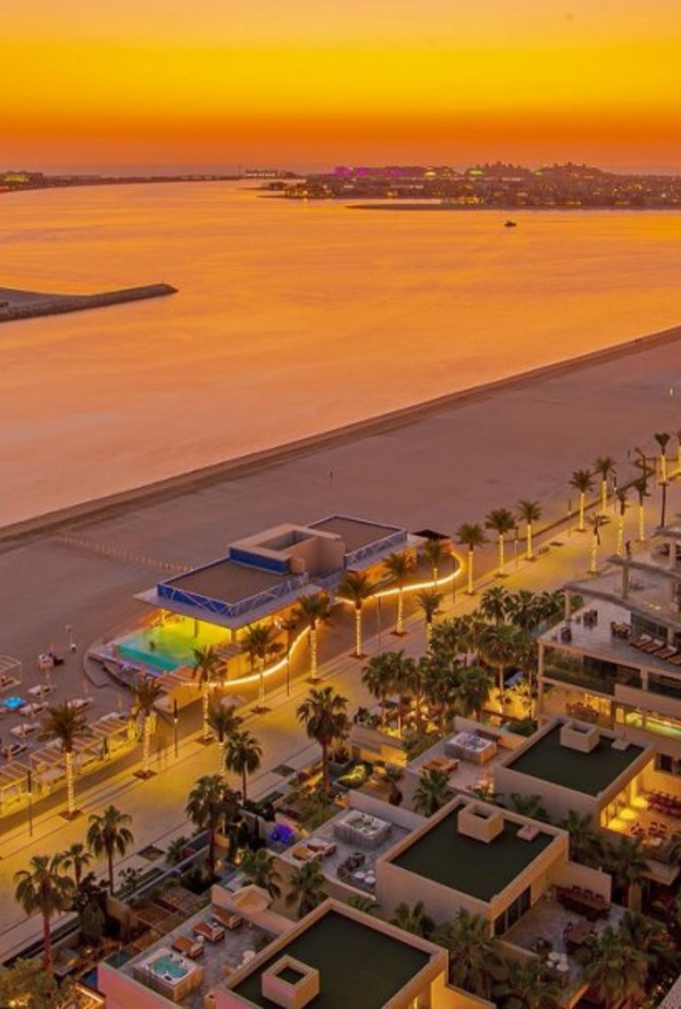 "بالم ويست بيتش" وجهة شاطئية جديدة في  نخلة جميرا