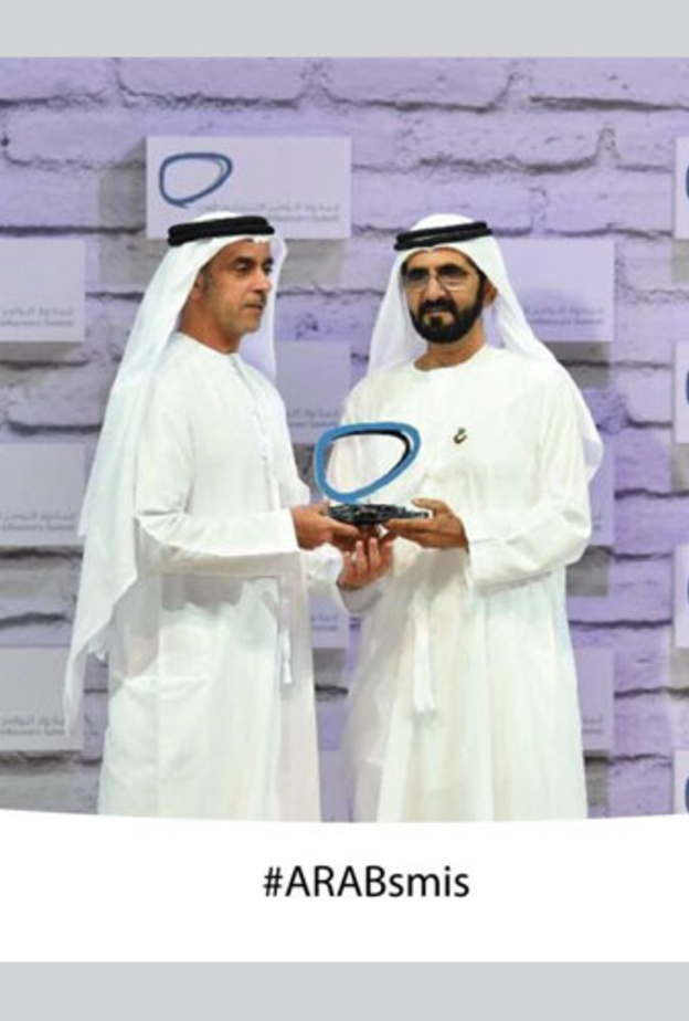 محمد بن راشد يفتتح قمة رواد وسائل التواصل الاجتماعي