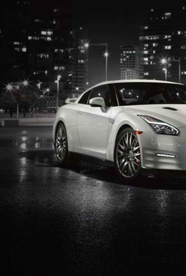 Nissan GT-R