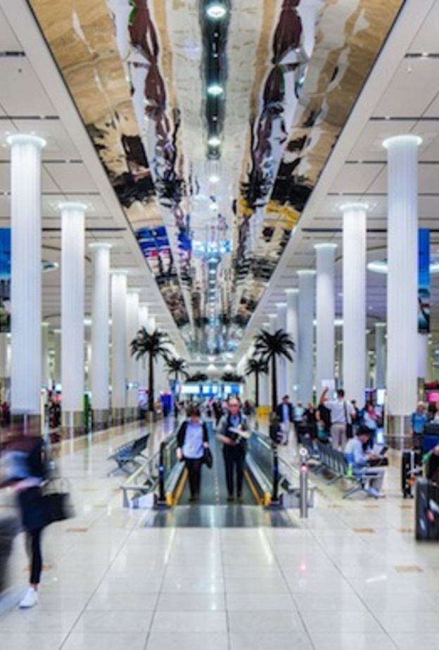 مطار دبي الدولي .. أفضل مطار في منطقة الشرق الأوسط وشمال إفريقيا لمسافري الأعمال في 2019