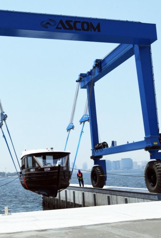 رفع القوارب واليخوت خدمة جديدة من طرق دبي