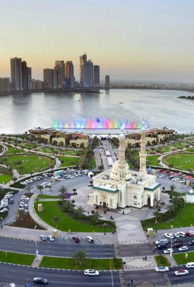  واجهة المجاز المائية في الشارقة .. تستقبل الزوار في موسم الطقس المعتدل