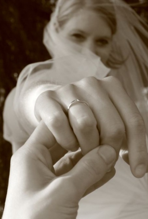 فرحة العروس