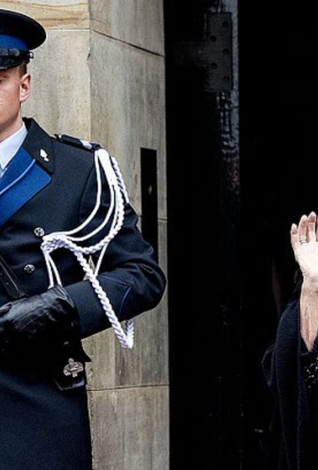 الأميرة بياتريكس تنضم للحفل مع ملك وملكة هولندا