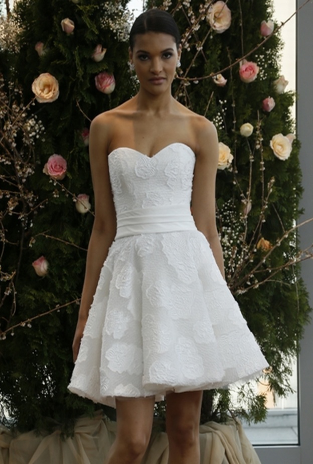 مجموعة ايزابيل أرمسترونغ تحاكي أنوثة المرأة