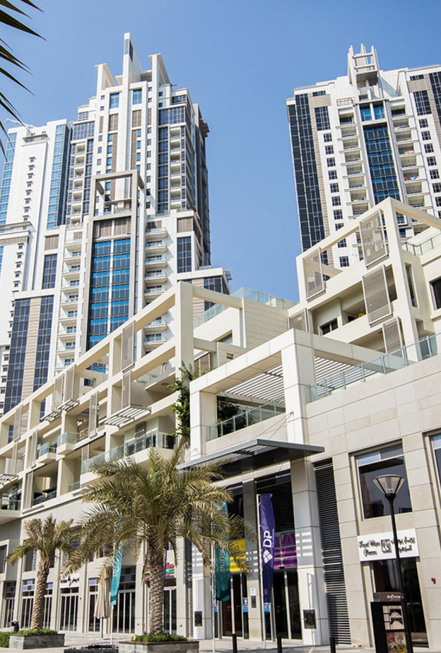 "شارك بلمسة حب" حملة رمضانية في دبي للتبرّع بالملابس وتوزيعها على من يحتاجها