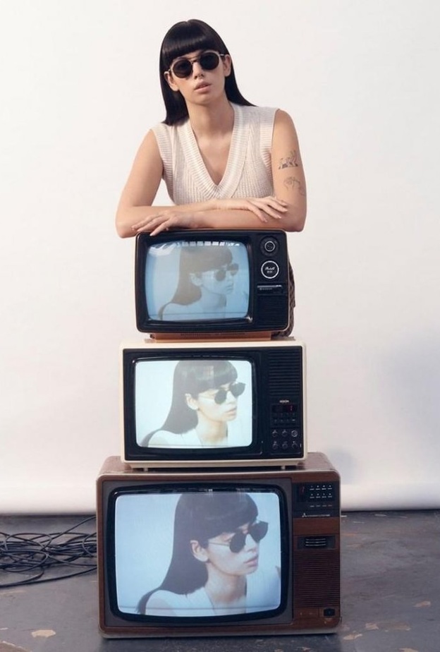 نظارة شمسية سوداء من علامة cones & rods