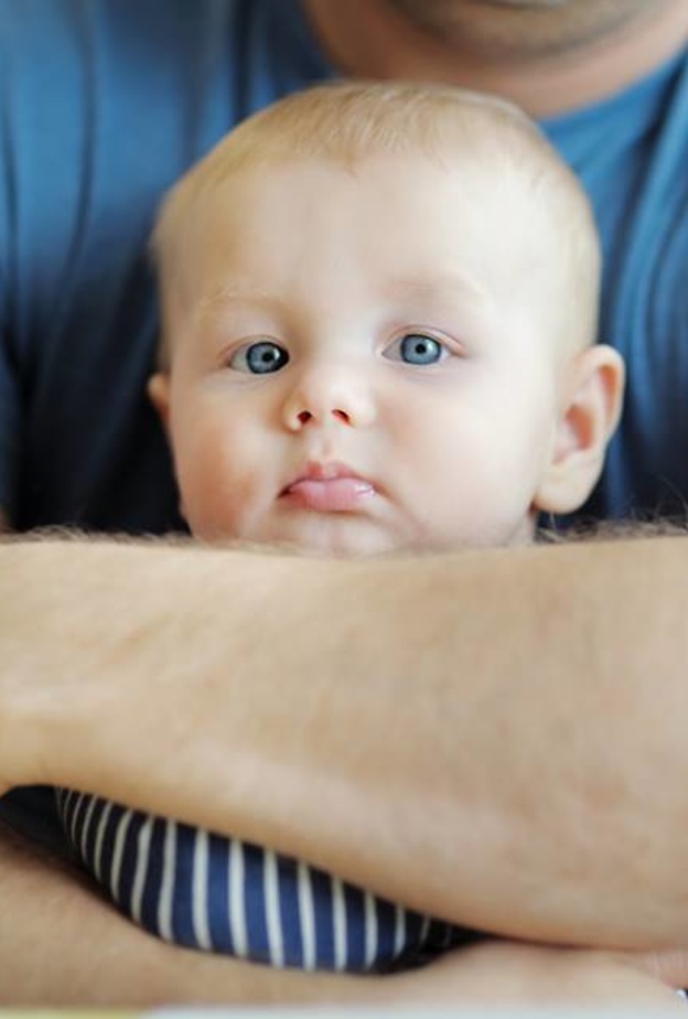 الأب سبب سمنة الأبناء.. كيف؟