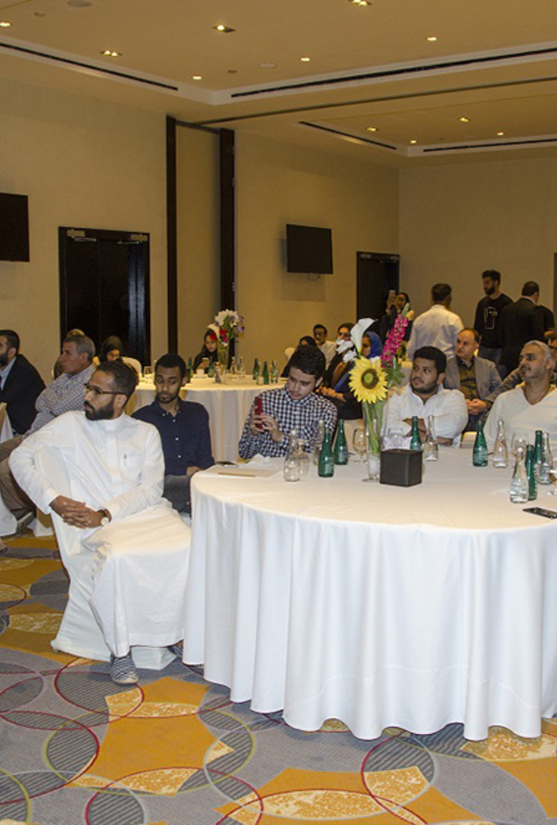 هواوي .. تعقد ورشة تدريب لاستعراض العصر الجديد من التصوير الاحترافي عبر هاتفها الذكي مايت 10 برو