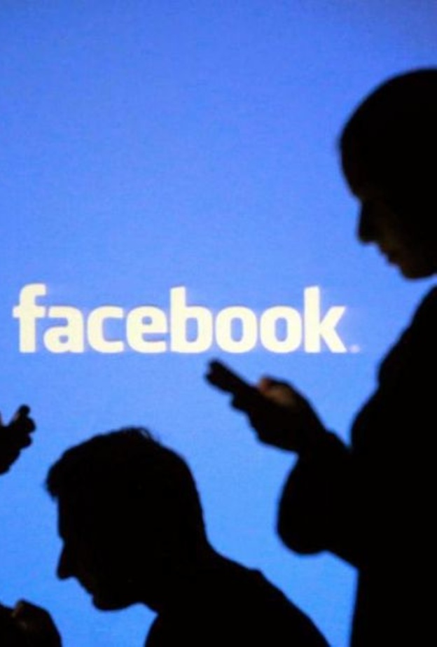 فيس بوك